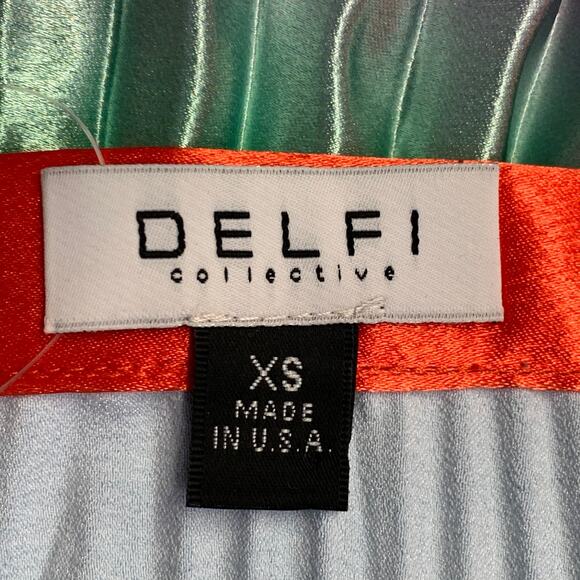 Size XS Multi Color Rainbow Polyester Ombre Pleated Side Zipper Skirt - Picture 6 of 7